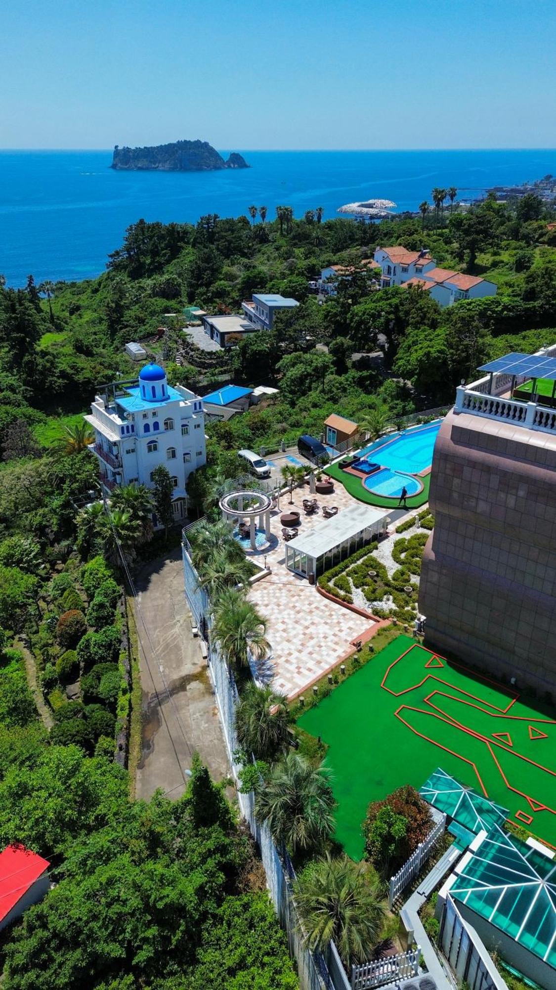Goldone Hotel & Suites Согвіпо Екстер'єр фото